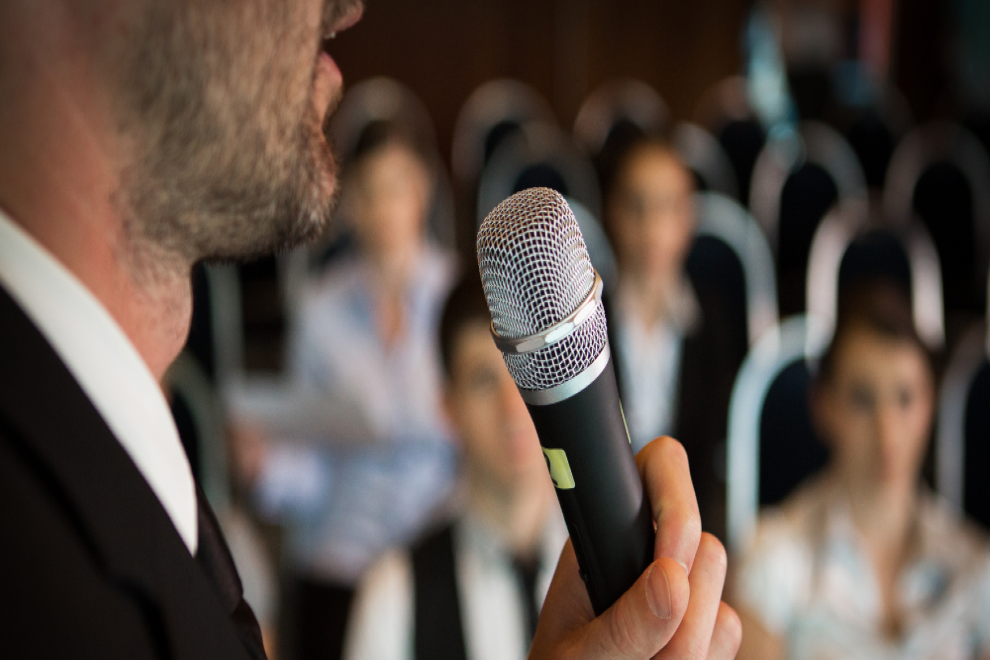 Oratoria y Control de Dominio Escénico