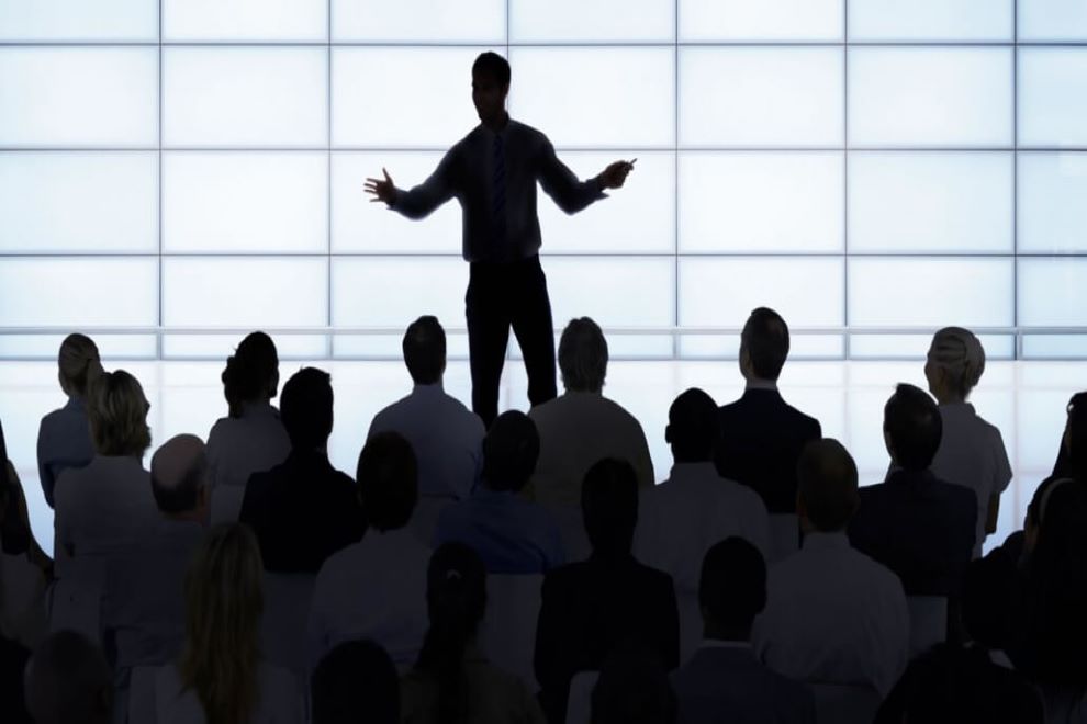 Oratoria y Técnicas de Discursos