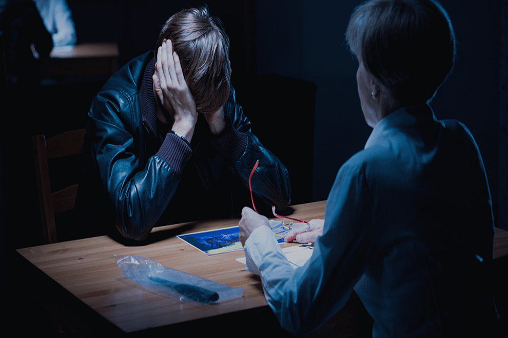 TECNICAS DE ENTREVISTA FORENSE EN LA INVESTIGACION PENAL