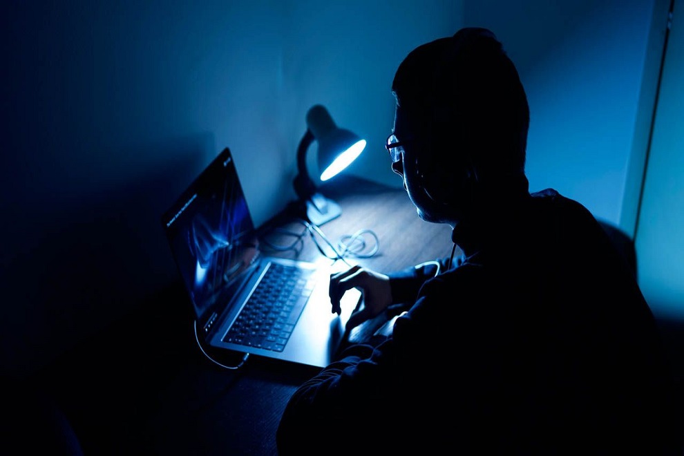 AGENTE ENCUBIERTO COMO TÉCNICA ESPECIAL DE INVESTIGACIÓN